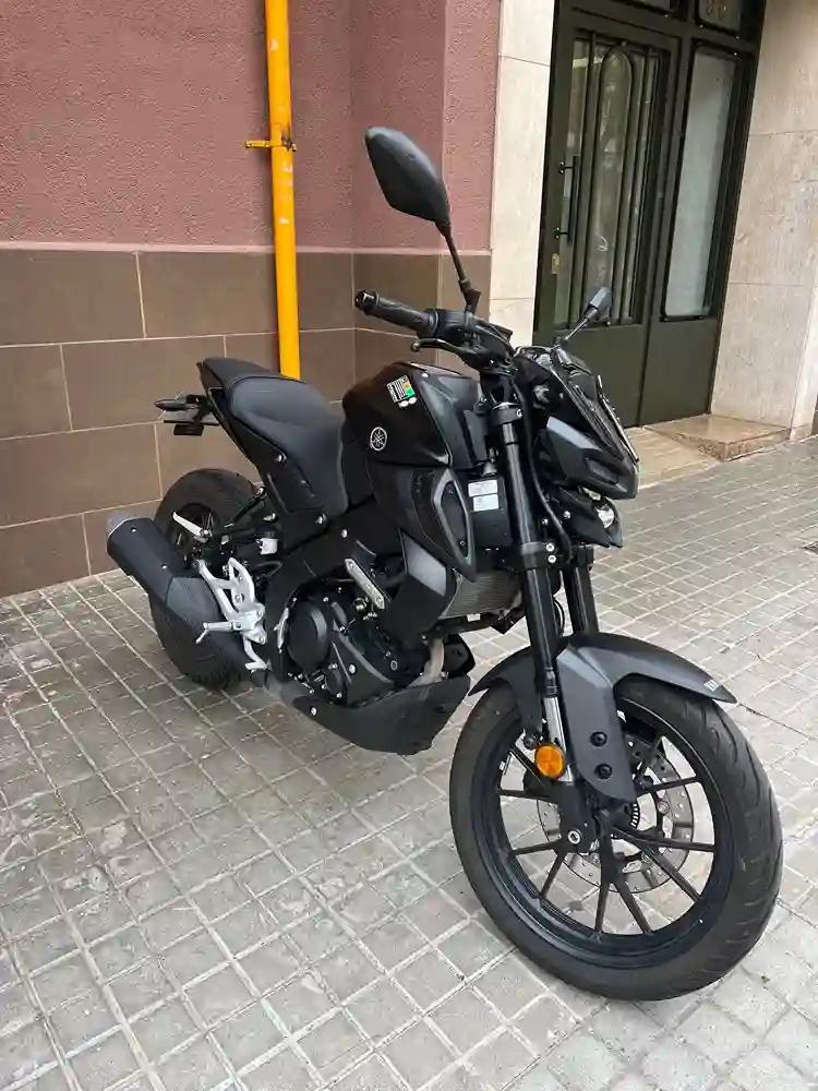 Moto YAMAHA MT 125 ABS de seguna mano del año 2022 en Barcelona