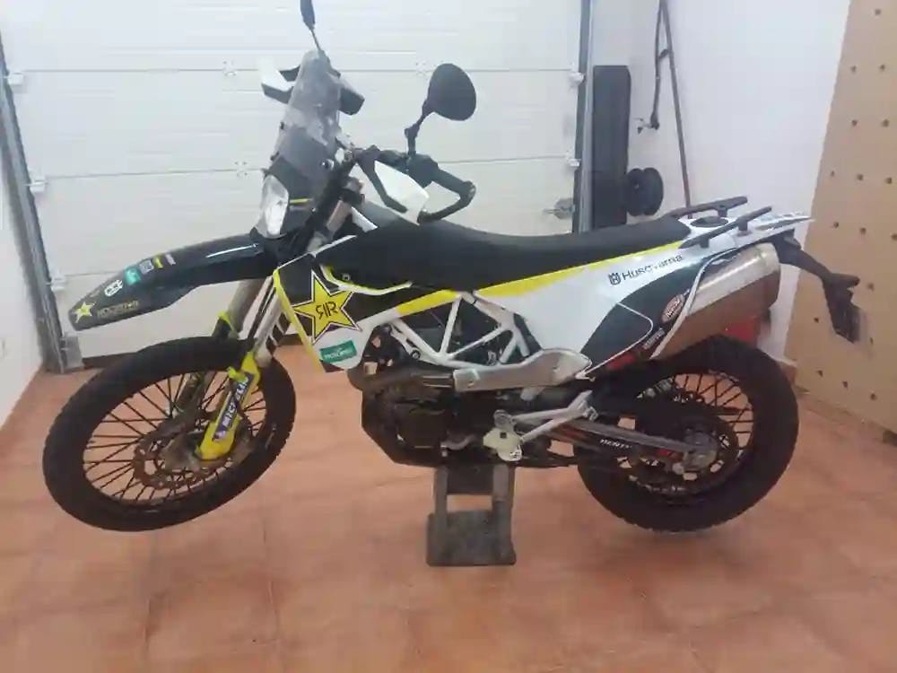 Moto HUSQVARNA 701 ENDURO de seguna mano del año 2018 en Alicante