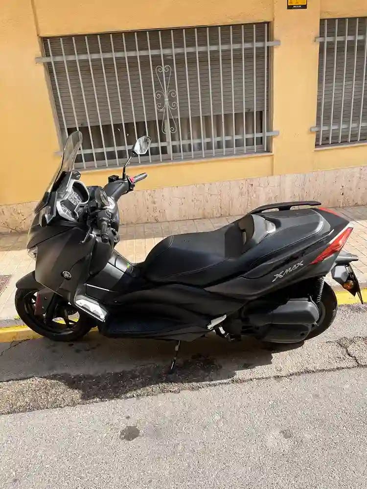 Moto YAMAHA XMAX 125 de seguna mano del año 2017 en Valencia