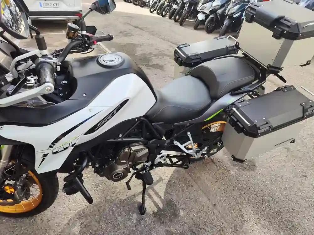 Moto QJ MOTOR SRT 700 54KW de seguna mano del año 2023 en Madrid