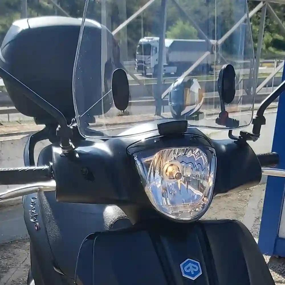 Moto PIAGGIO LIBERTY 125 ABS de seguna mano del año 2022 en Madrid