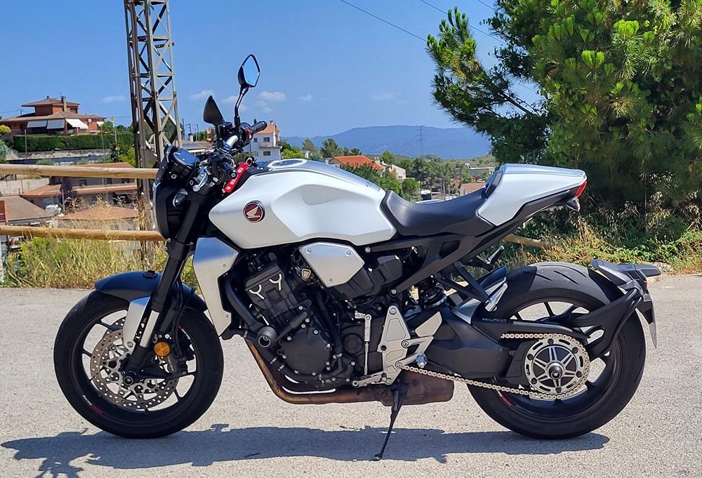 Moto HONDA CB 1000R + de seguna mano del año 2020 en Barcelona