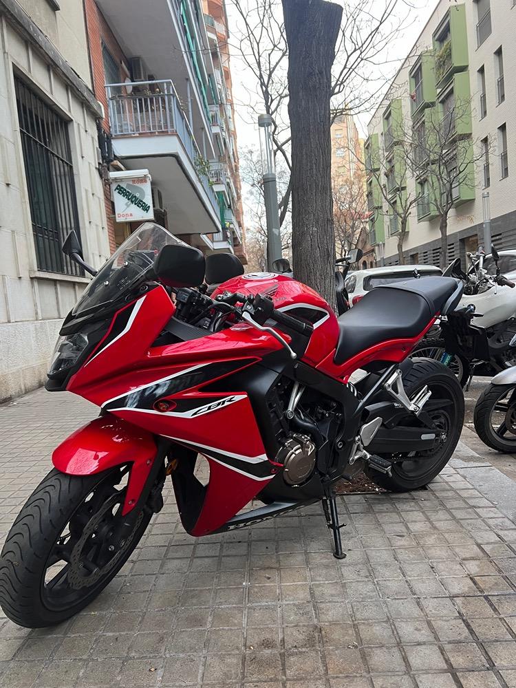 Moto HONDA CBR 650F de seguna mano del año 2019 en Barcelona