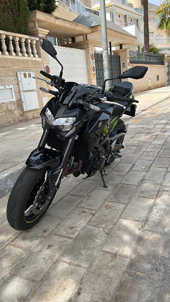 Moto KAWASAKI Z 900 de seguna mano del año 2022 en Alicante