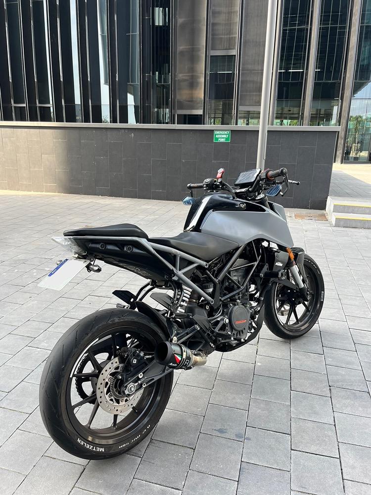 Moto KTM DUKE 125 ABS de seguna mano del año 2018 en Barcelona
