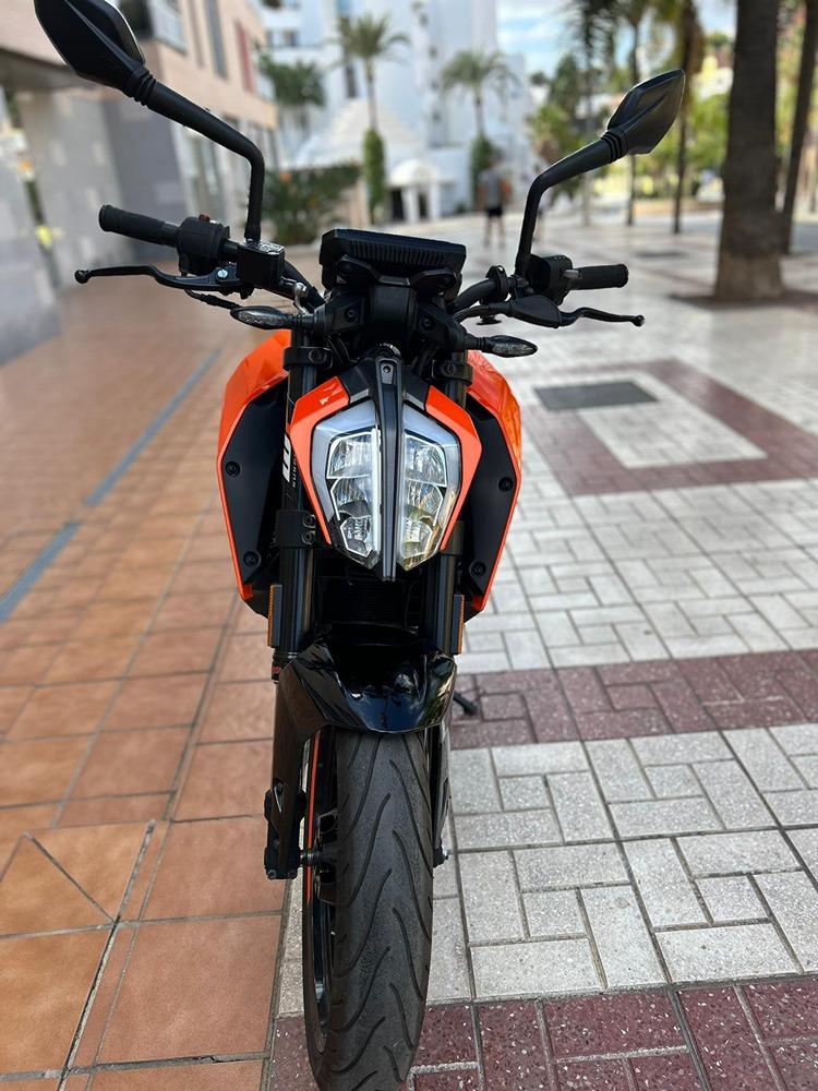 Moto KTM DUKE 125 ABS de seguna mano del año 2019 en Málaga