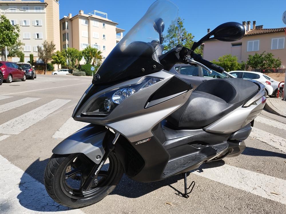 Moto KYMCO SUPER DINK 300I ABS de seguna mano del año 2014 en Islas Baleares