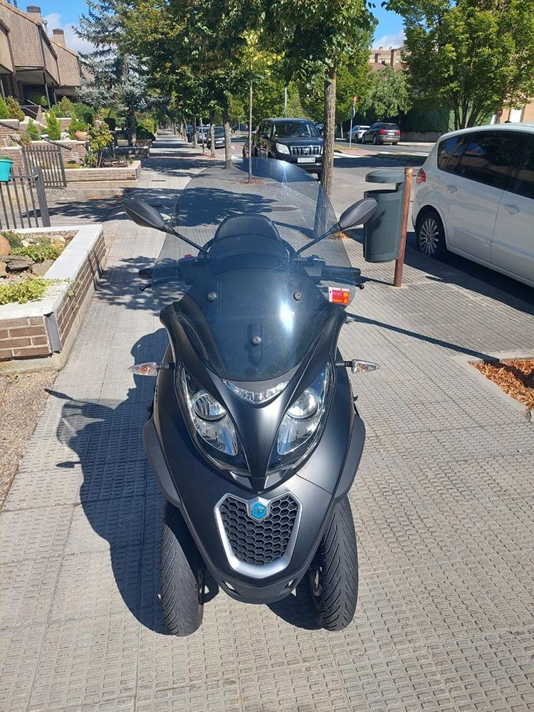 Moto PIAGGIO MP3 500 SPORT de seguna mano del año 2017 en Navarra