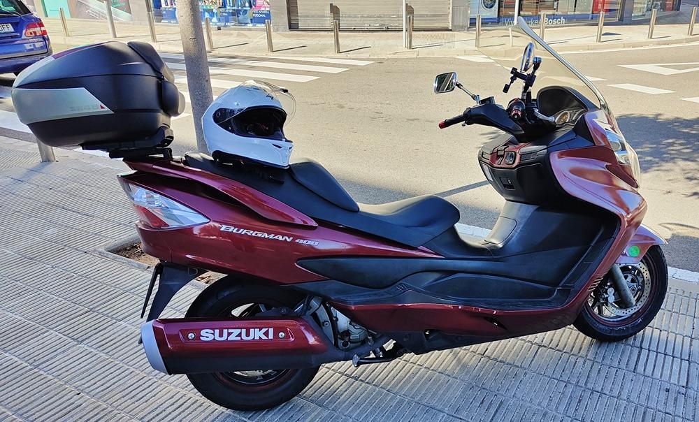 Moto SUZUKI AN 400 BURGMAN de seguna mano del año 2007 en Barcelona