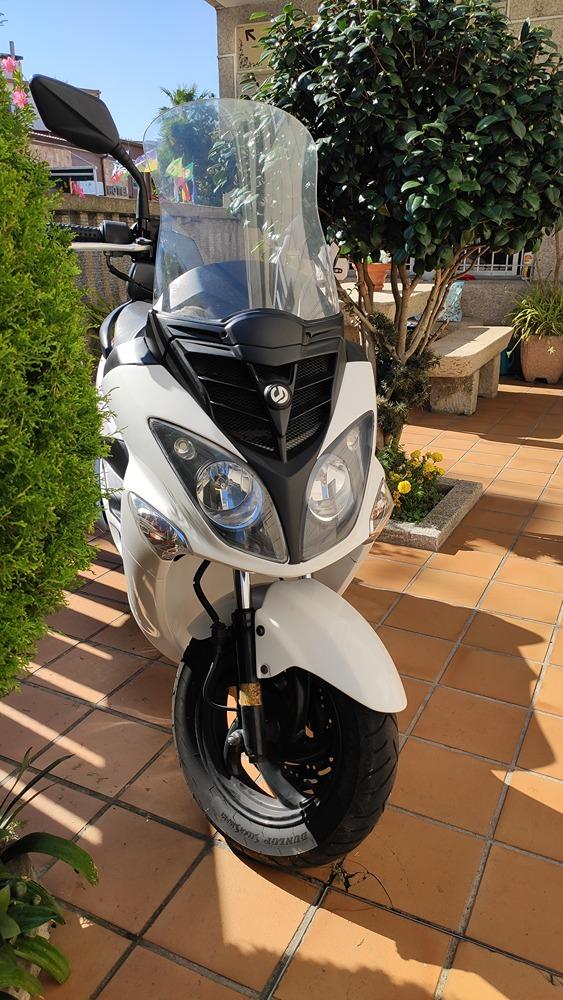 Moto SYM JOYRIDE 125 EVO de seguna mano del año 2015 en Pontevedra