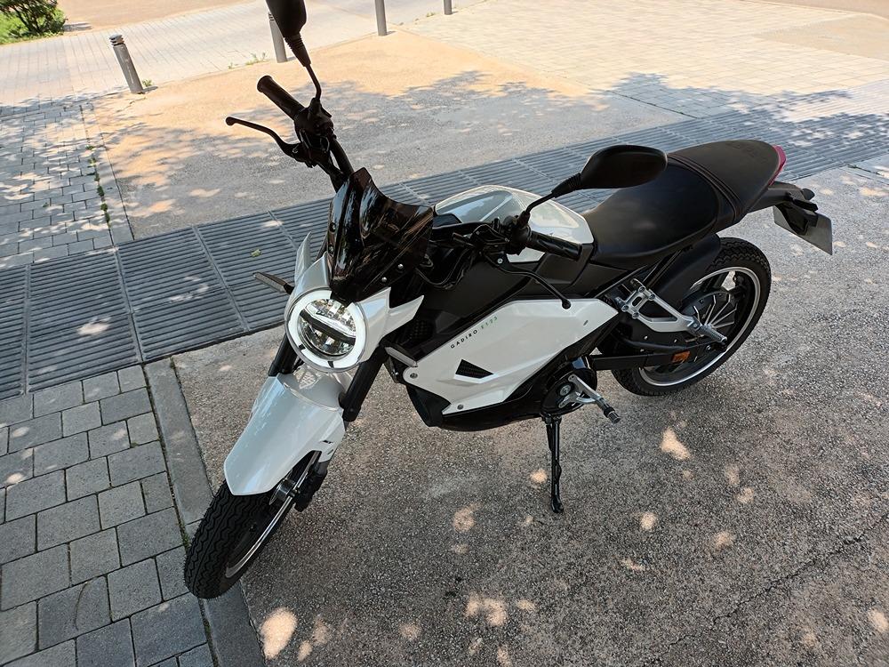 Moto URBET GADIRO E 125 de seguna mano del año 2022 en Madrid