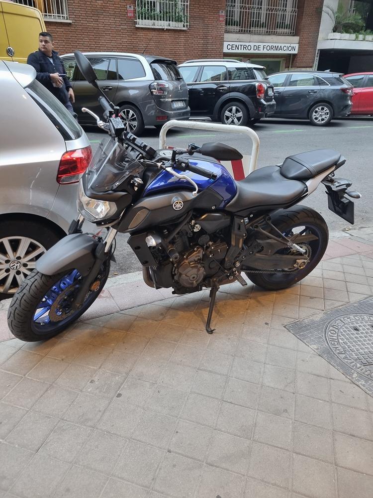 Moto YAMAHA MT 07 ABS de seguna mano del año 2019 en Madrid