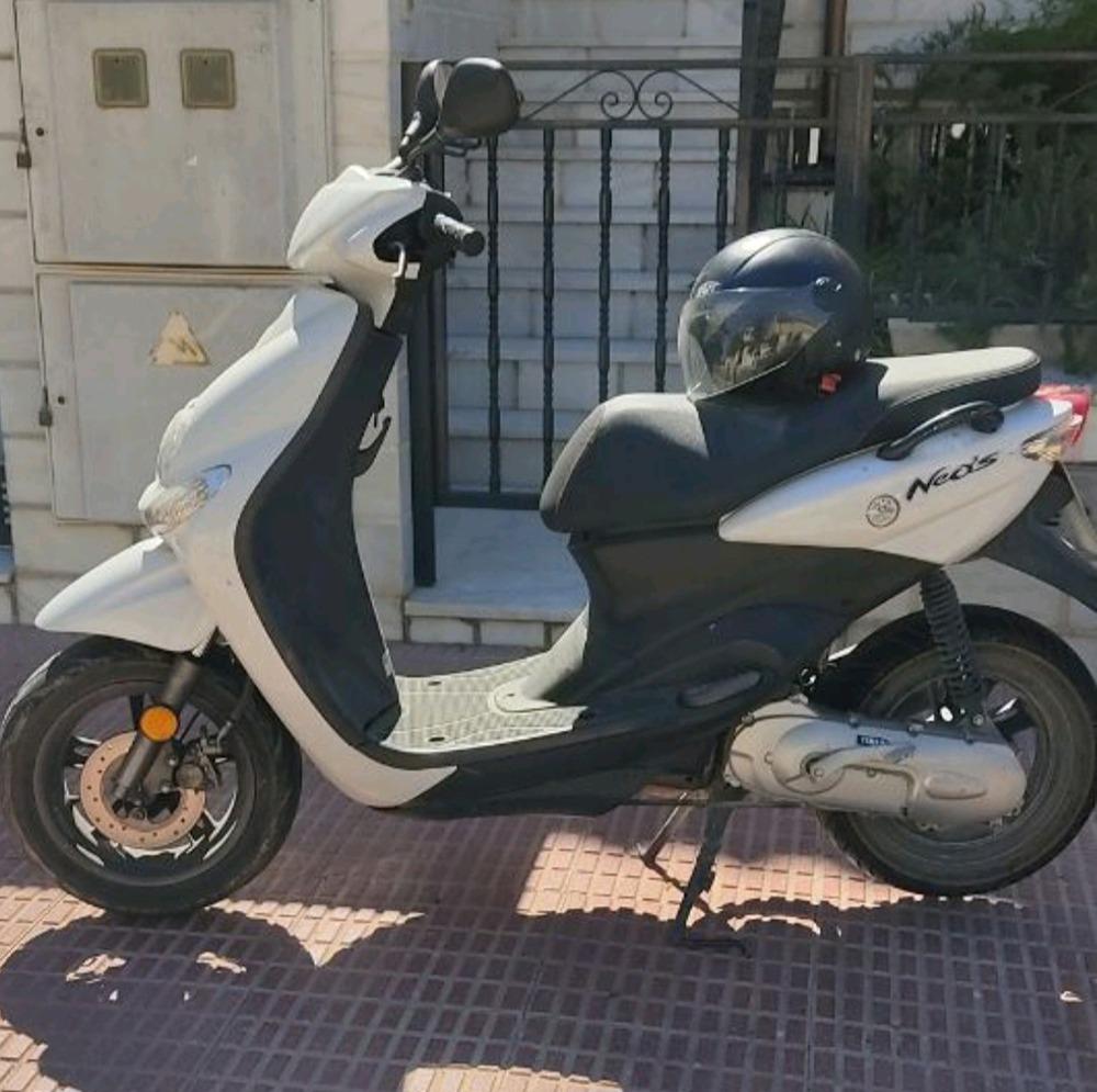Moto YAMAHA Neo's 50 de seguna mano del año 2017 en Alicante