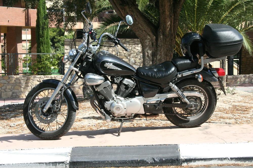 Moto YAMAHA XV 250 VIRAGO de seguna mano del año 1998 en Alicante